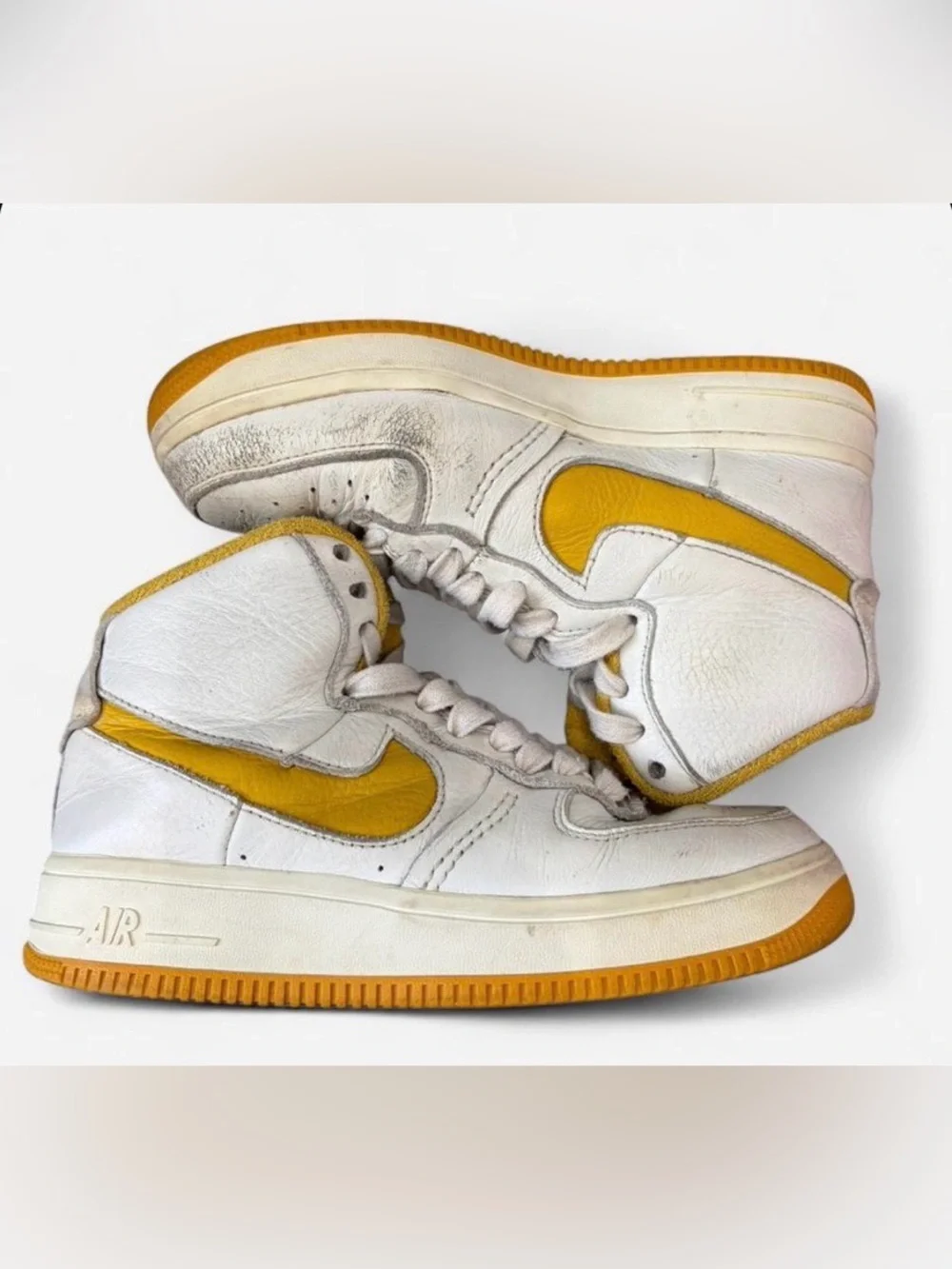 Nike Yellow Ochre & Sail Accent Sneakers - F1 Sculpt
